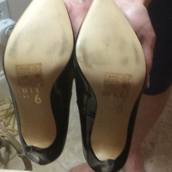 MIX No 6 black classic heels - Picture 4 of 4